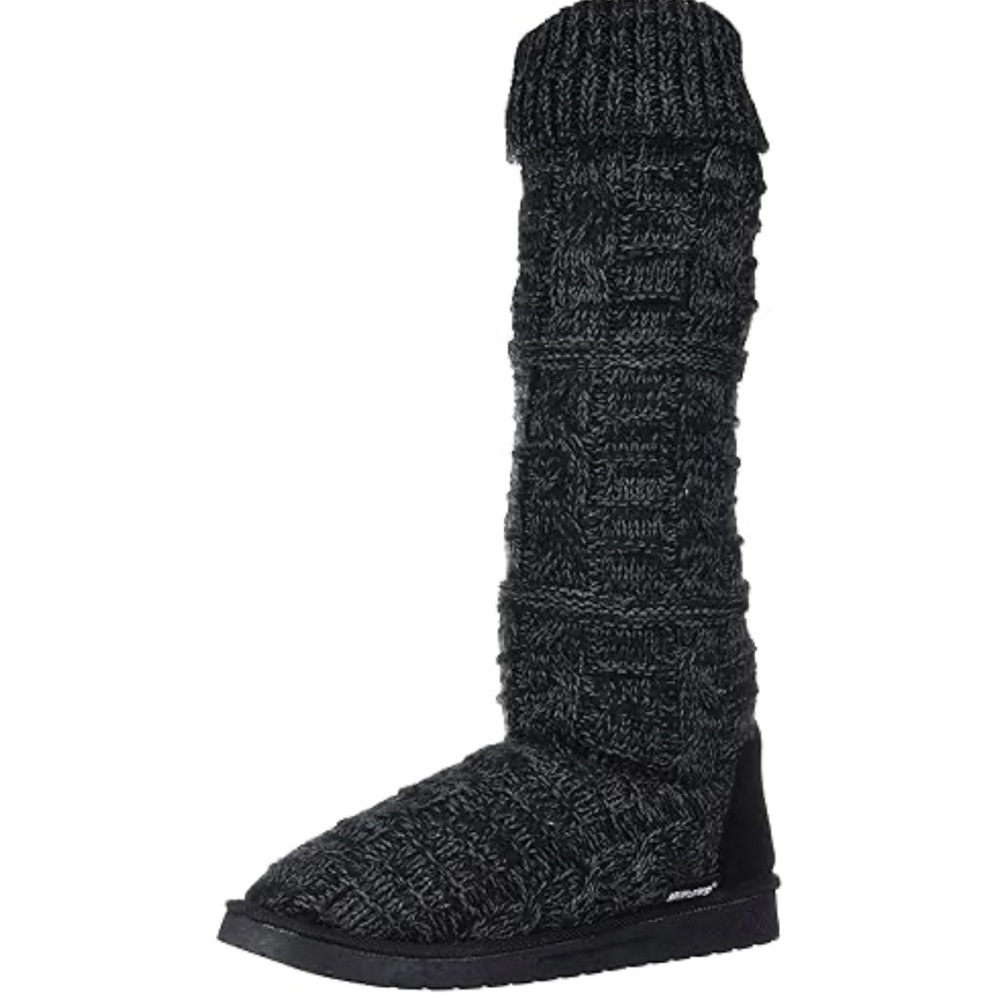 NWT Muk Luks women’s Shelly boots